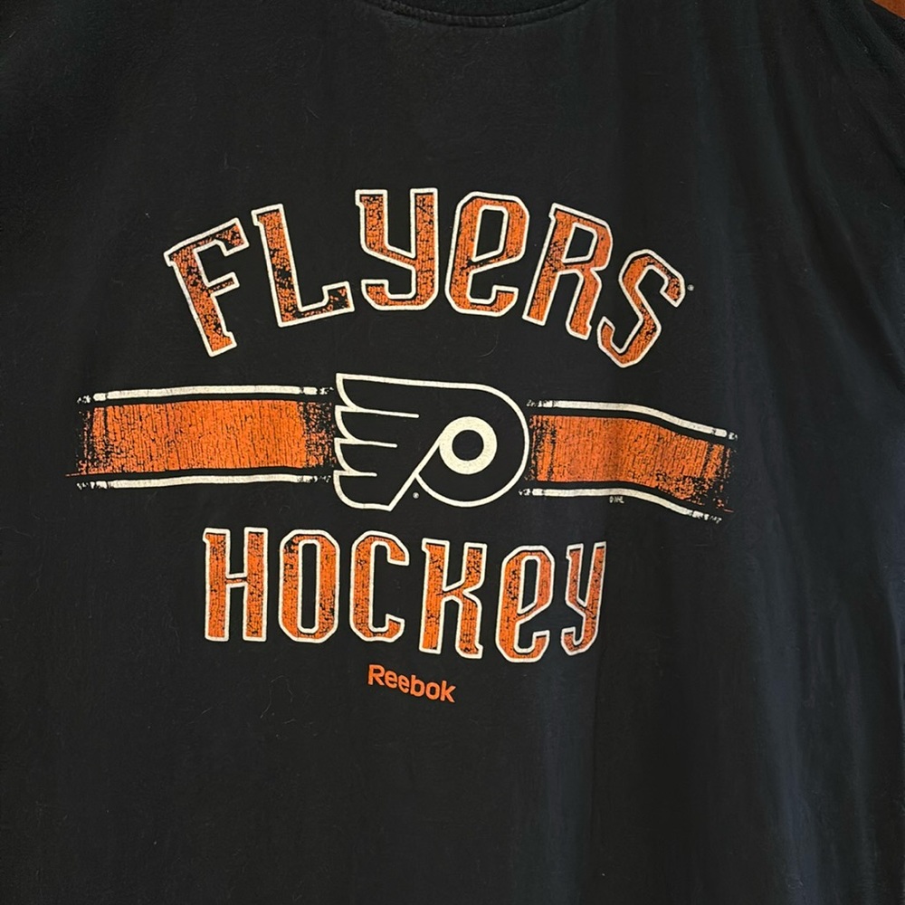 Men’s Reebok Flyers Hockey long sleeve tee shirt 5XL. Black with grey sleeves.